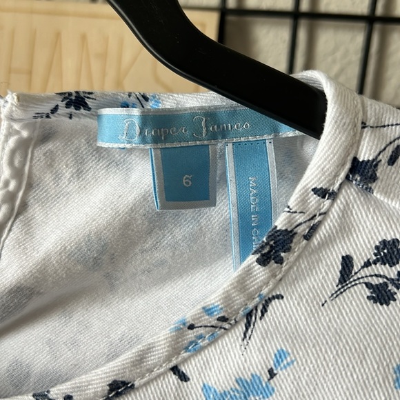 Draper James Printed Denim Popover Top size 6 - Picture 3 of 4